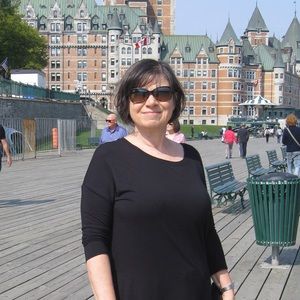 Meet your Posher Denise